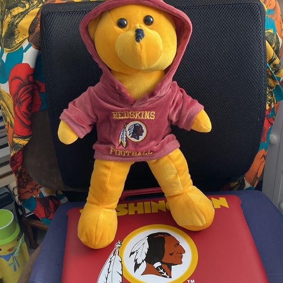 Vintage Forever Collectibles Washington Redskins stuffed Teddy bear - Picture 3 of 7